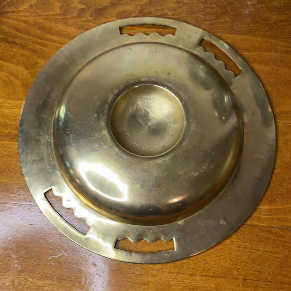 VINTAGE BRASS ASHTRAY • RARE - Picture 7 of 8